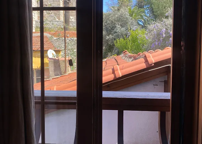 伊比利酒店 酒店